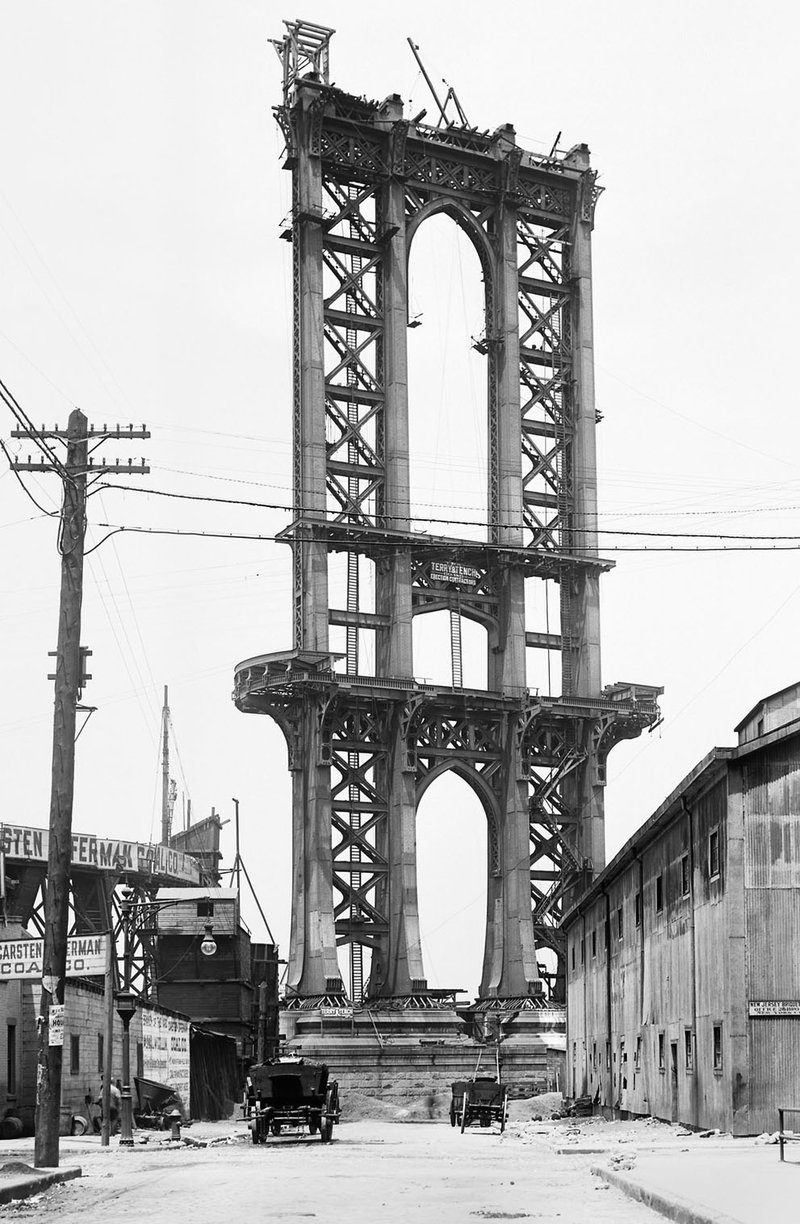 Illustration for article titled 22 Images From NYC's Golden Age of Bridge Building